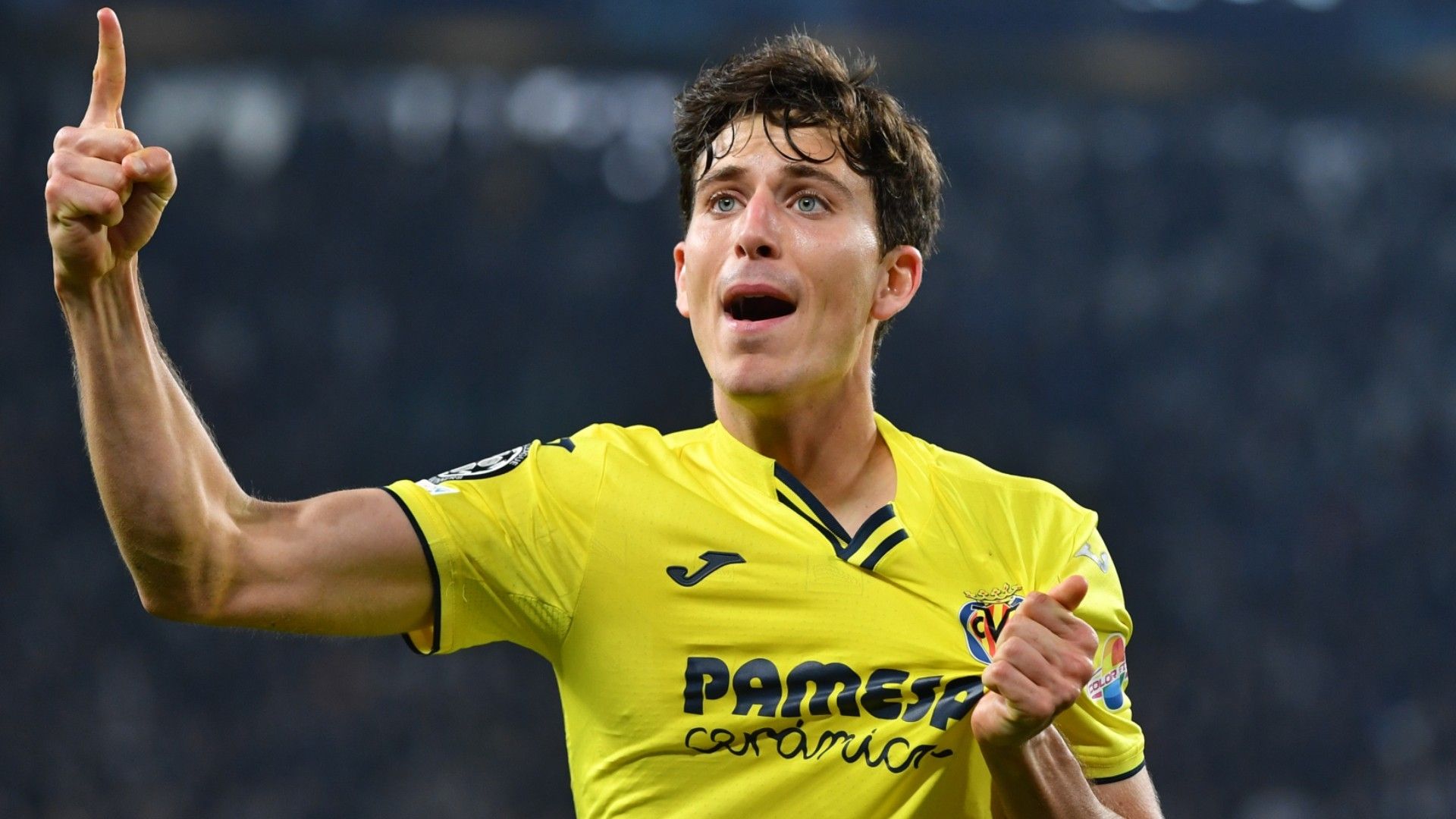 Pau Torres Villarreal 2021-22