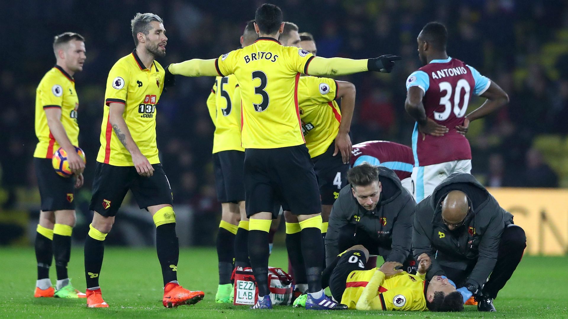 Mauro Zarate Injury Watford West Ham Premier LEague 25022017