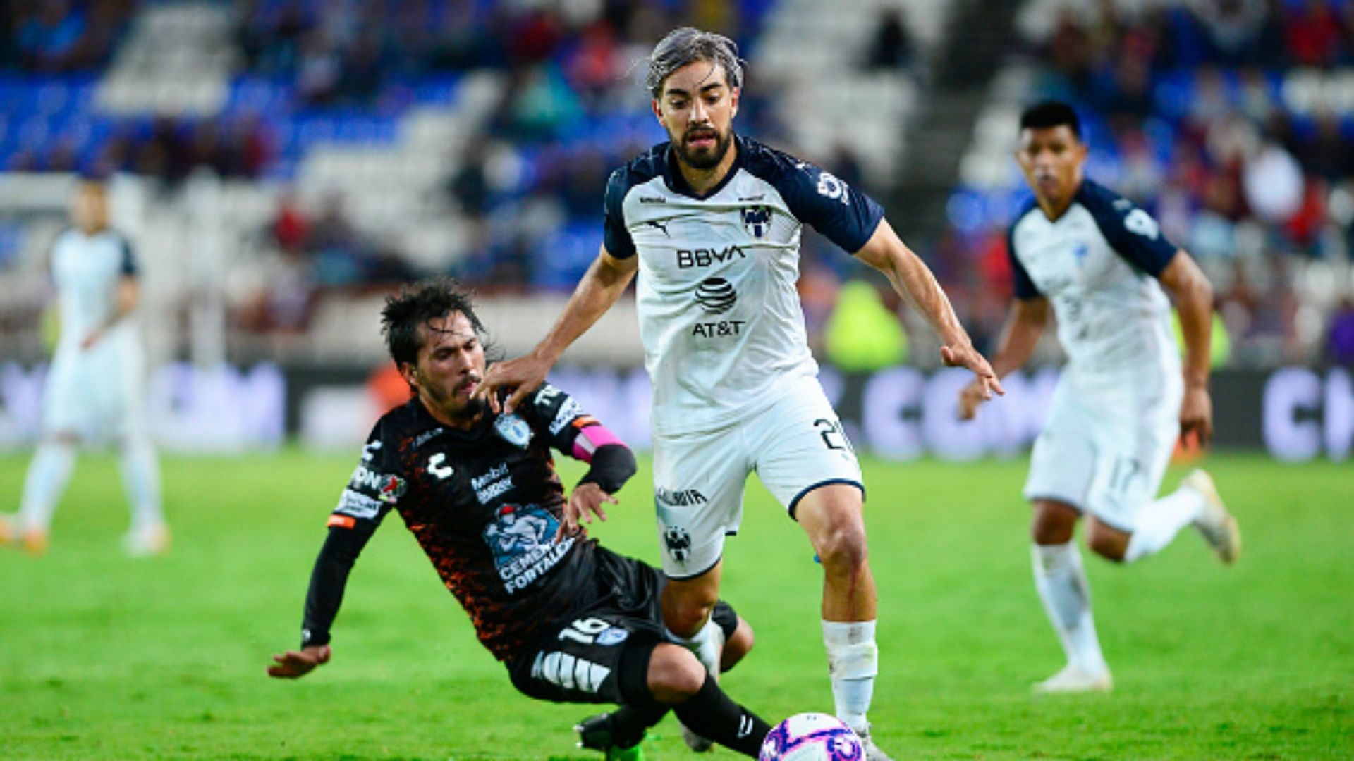 Rodolfo Pizarro Rayados