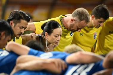 “มาดามแป้ง” นวลพรรณ ล่ำซำ