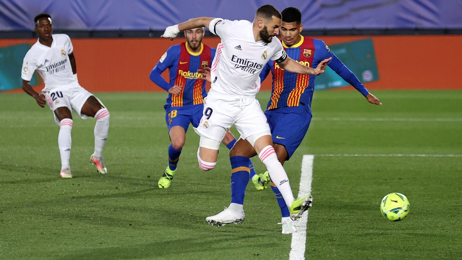 Karim Benzema Real Madrid Barcelona LaLiga 10042021