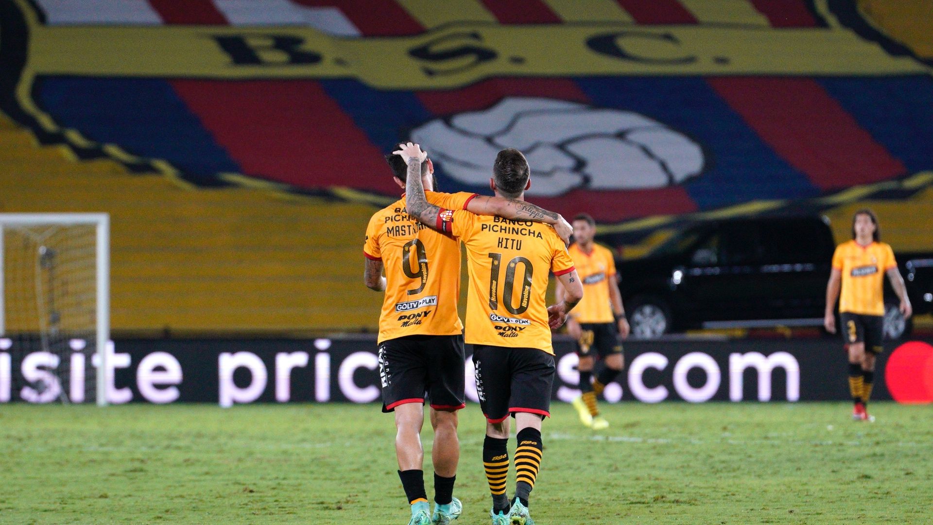 190821 Barcelona Fluminense Mastriani y Kitu Díaz