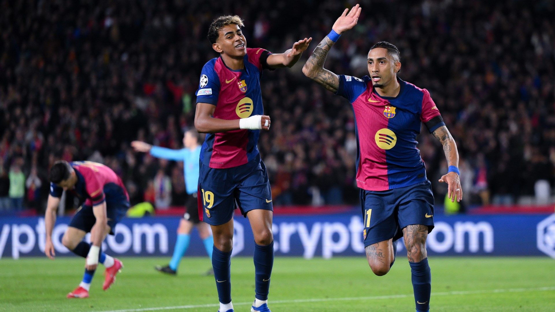 Lamine Yamal Raphinha Barcelona 2025