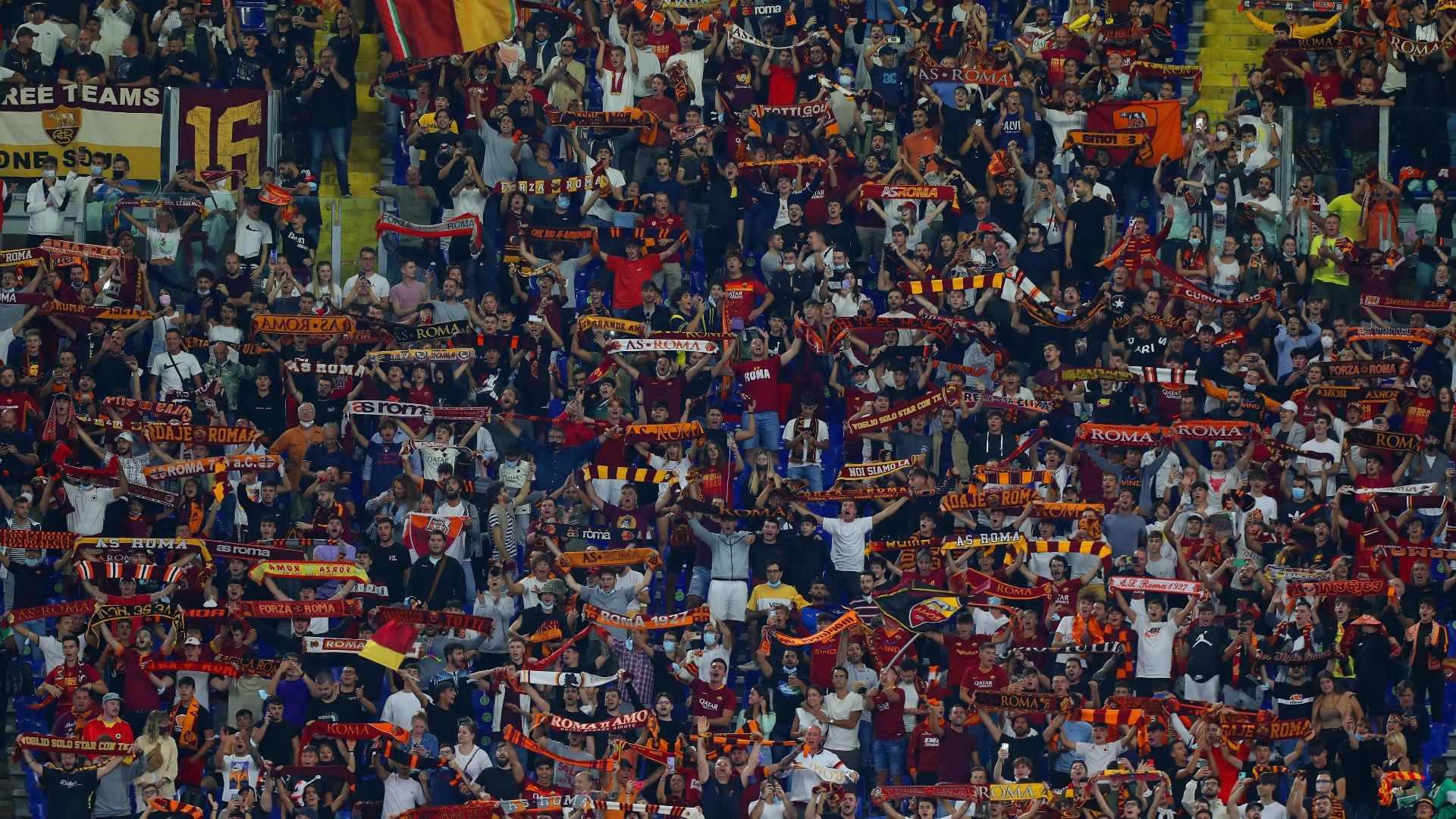 Roma fans Olimpico
