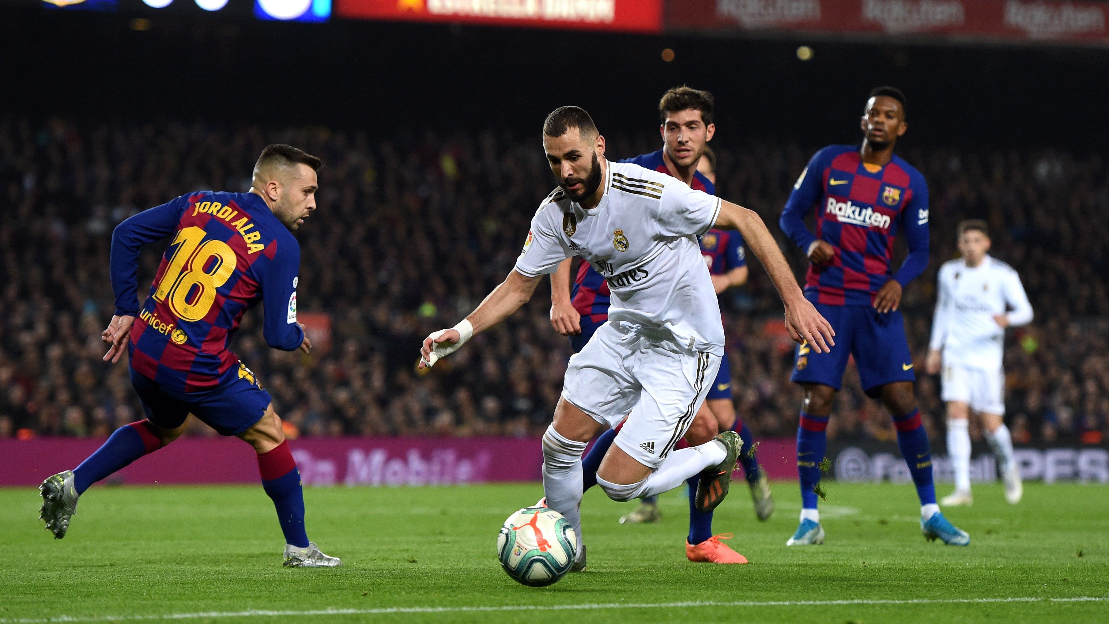 Karim Benzema Jordi Alba Barcelona Real Madrid El Clásico LaLiga 18122019