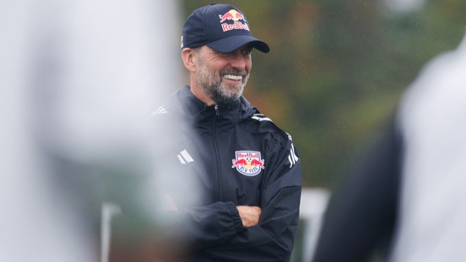 Klopp at Red Bulls training II