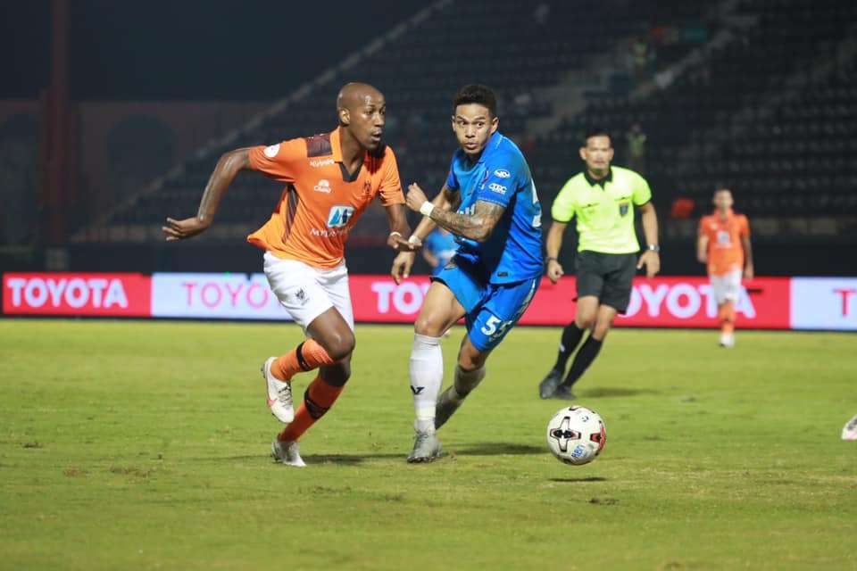 สตีเวน ล็องจิล