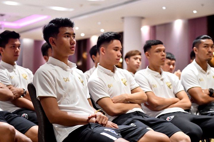 ทีมชาติไทย รายงานตัว