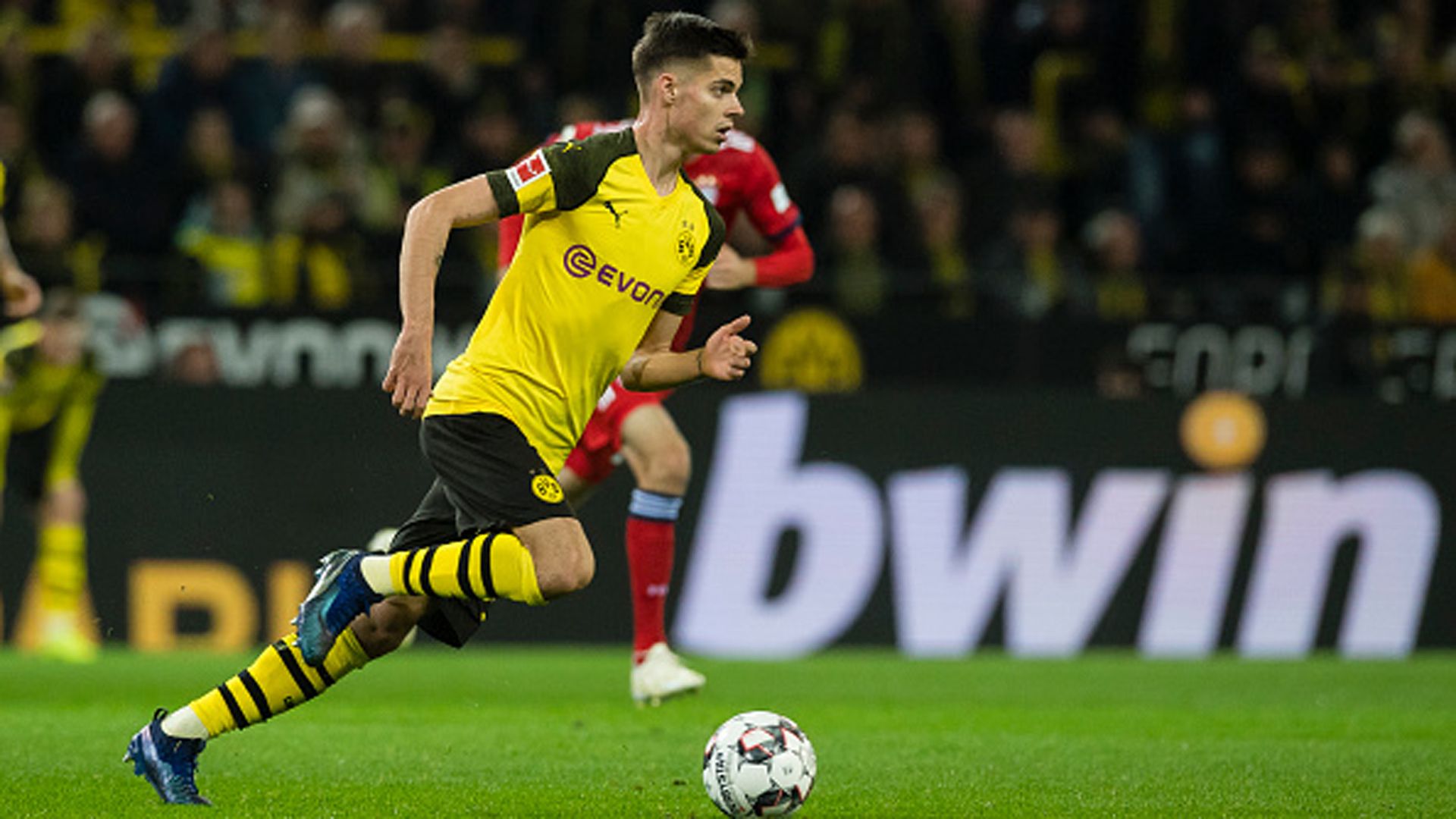 Julian Weigl Borussia Dortmund 10112018