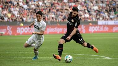 140418 Makoto Hasebe Kevin Volland Bayer Leverkusen Eintracht Frankfurt JUST FOR BODY