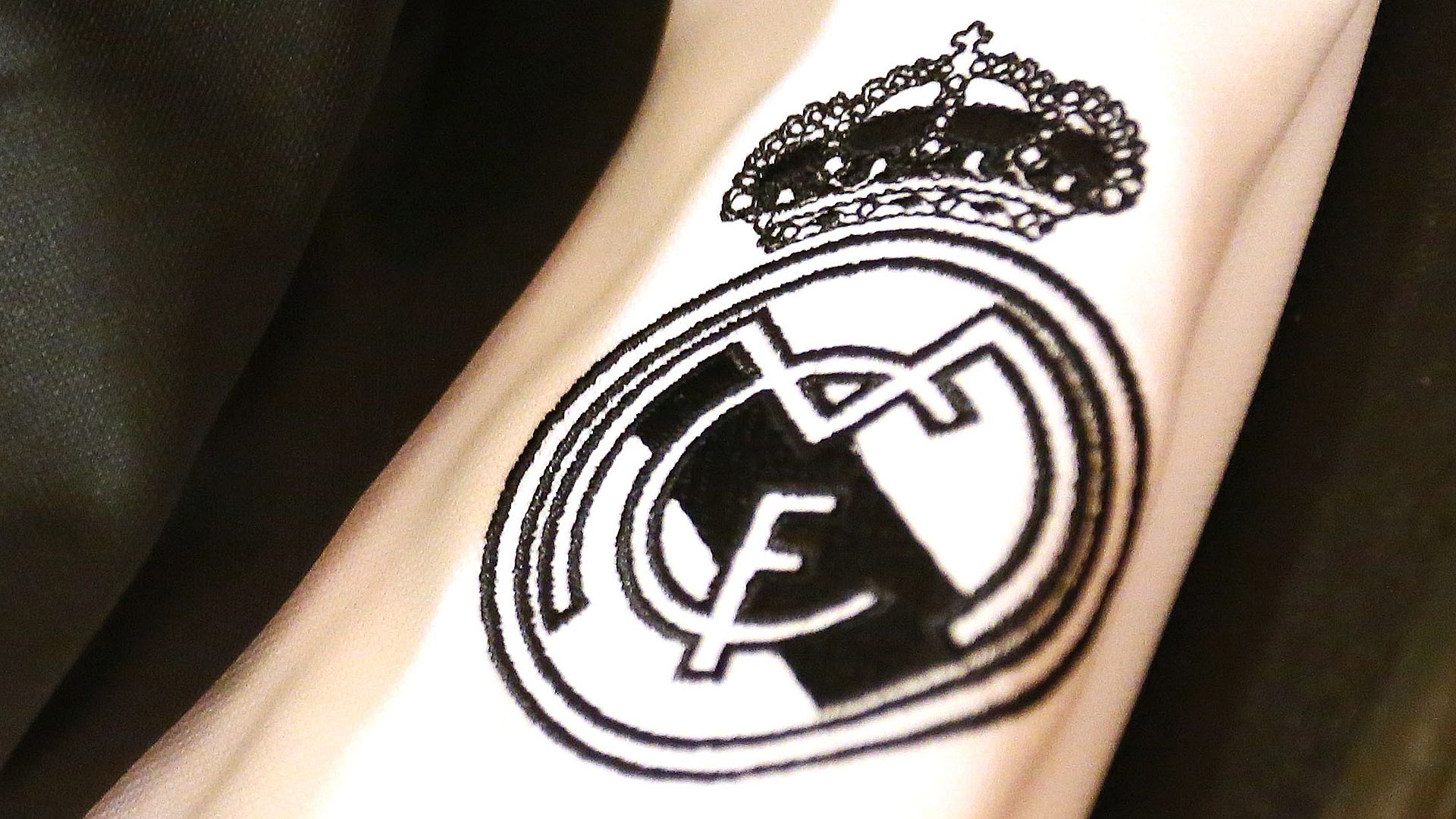 Real Madrid Jersey 09052015