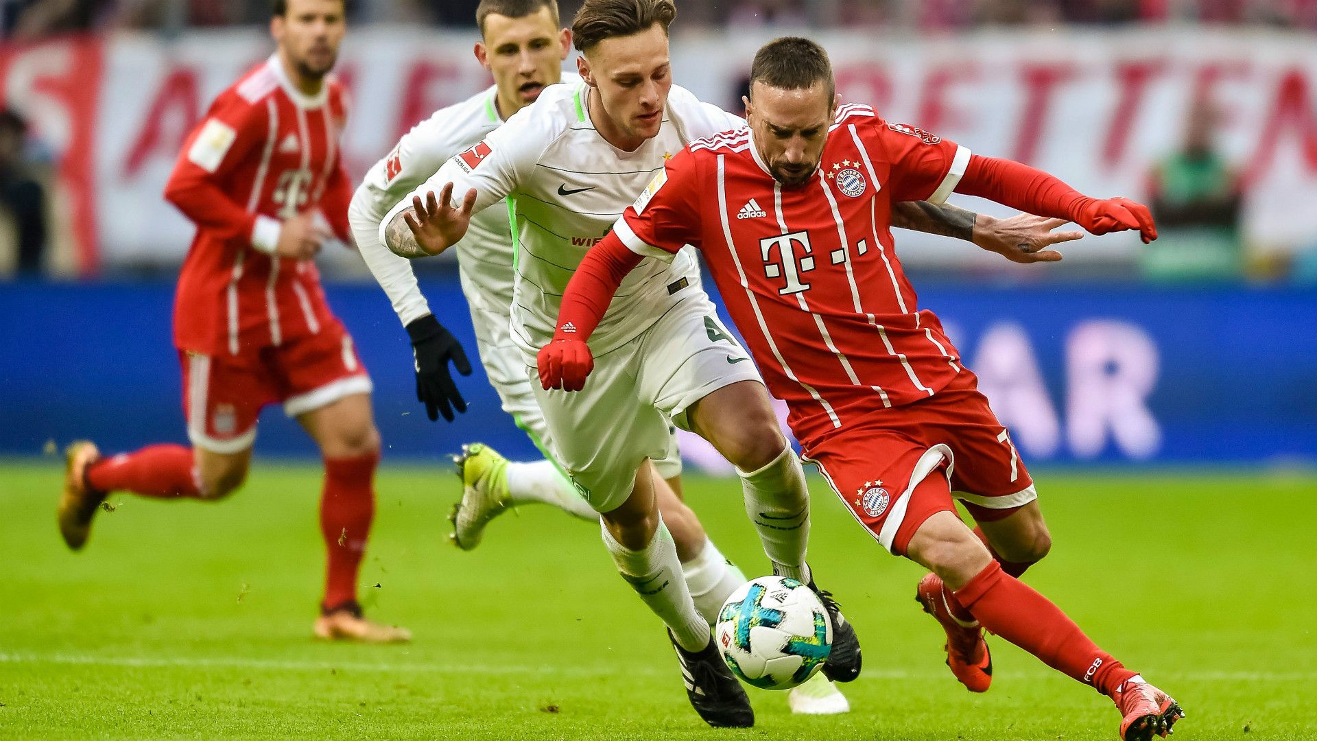 ROBERT BAUER WERDER BREMEN FRANCK RIBERY BAYERN MÜNCHEN GERMAN BUNDESLIGA 21012018