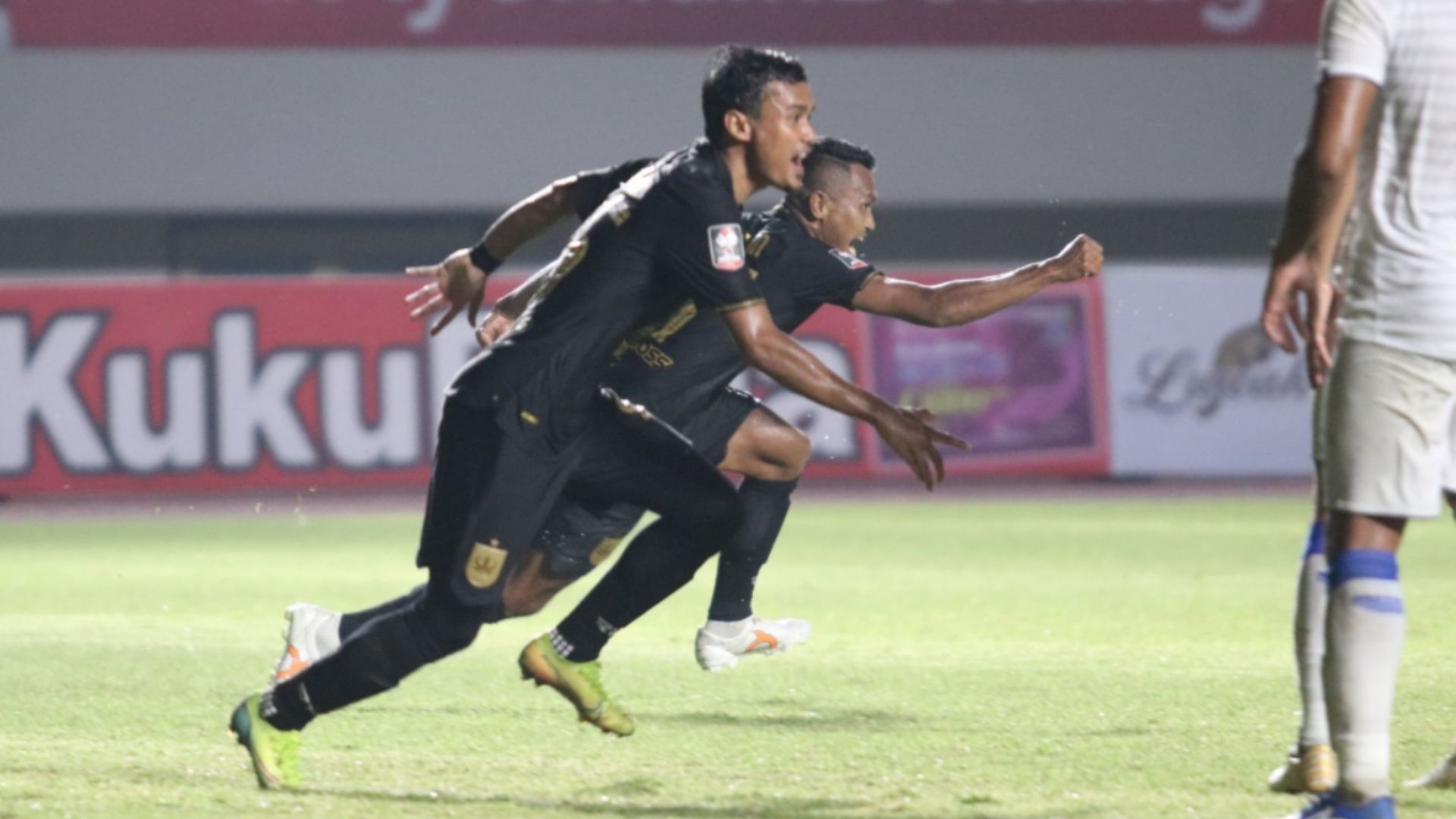 Arema FC - PSIS Semarang Piala Menpora 2021