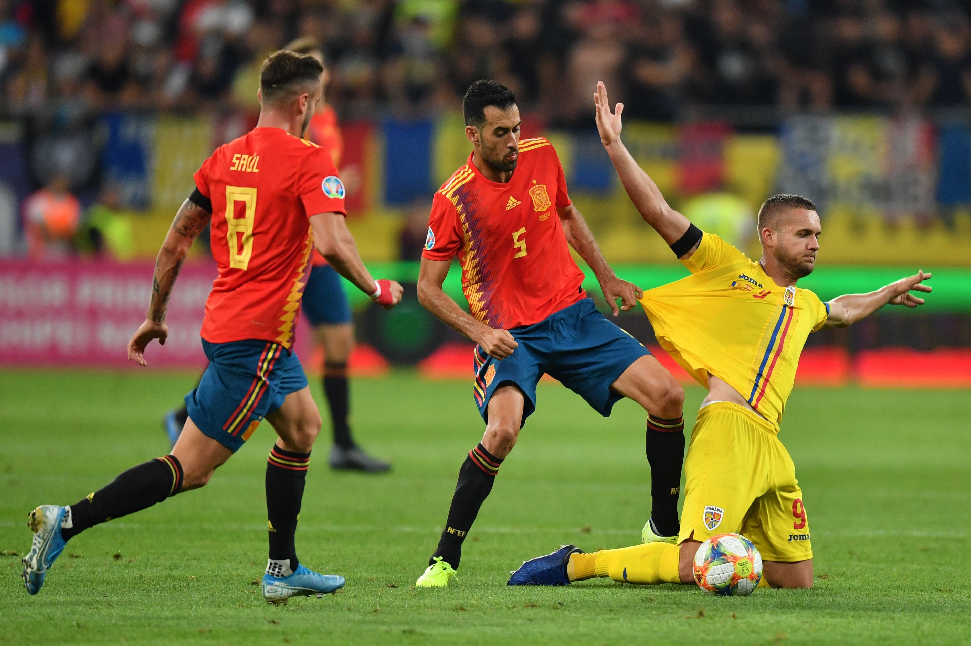 Saúl y Busquets, en el Rumanía-España