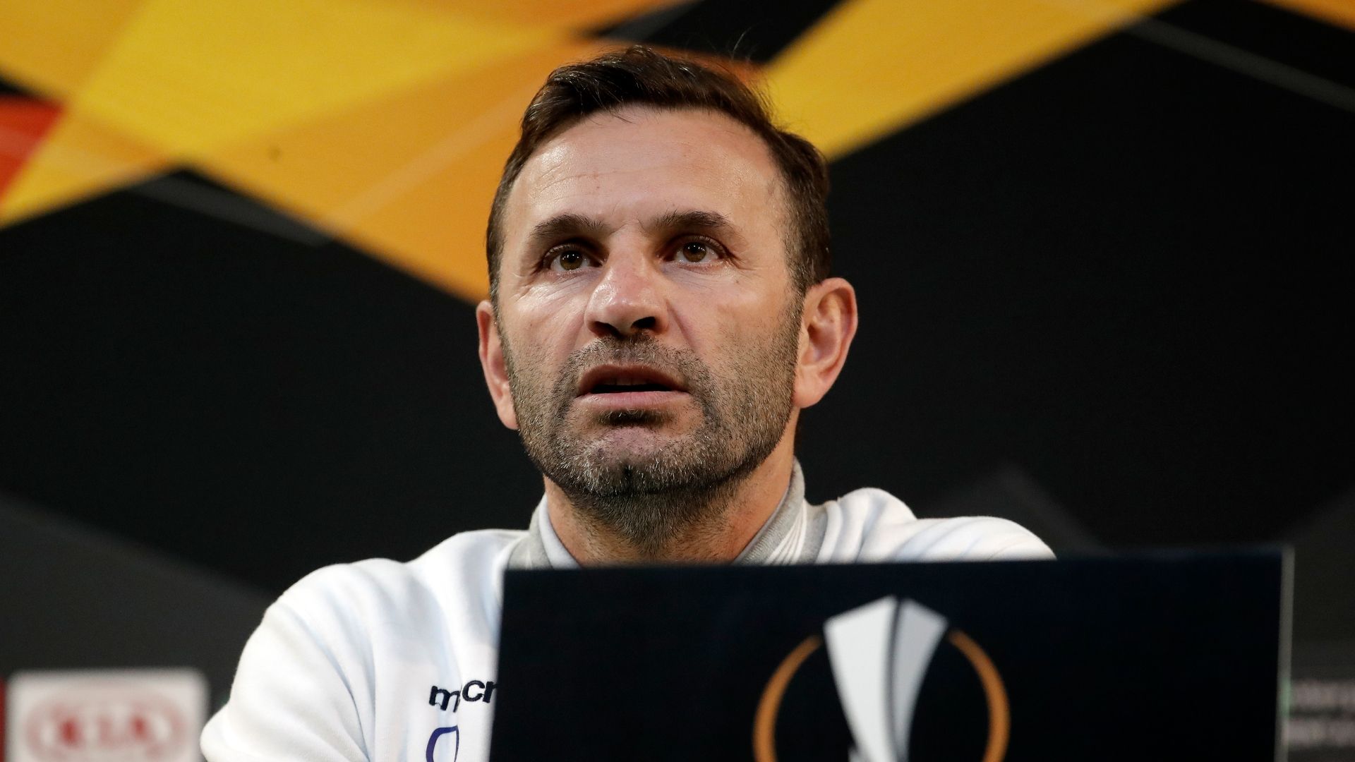 okan buruk basaksehir 19022020