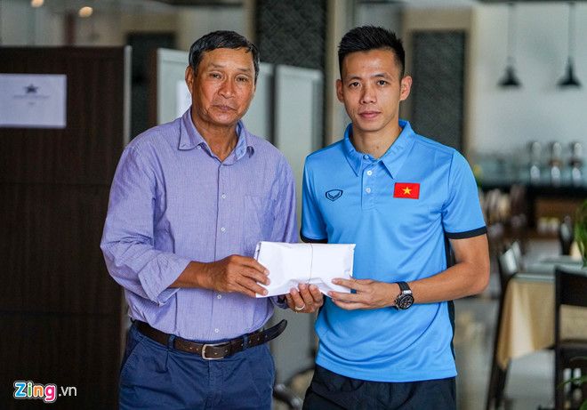 Văn Quyết Mai Đức Chung