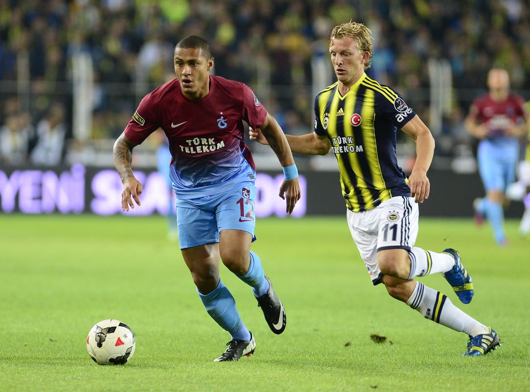FENERBAHCE TRABZONSPOR PAULO HENRIQUE DIRK KUYT