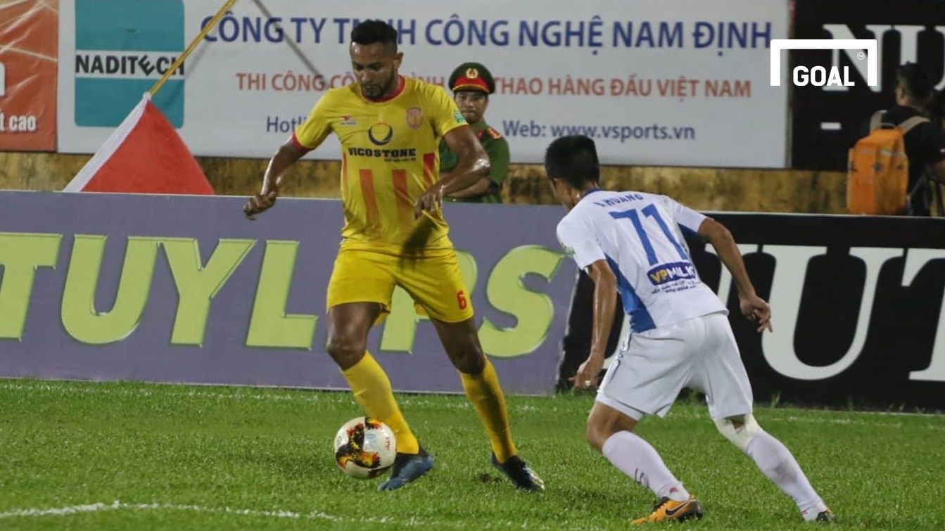 Nam Định vs HAGL, Diogo
