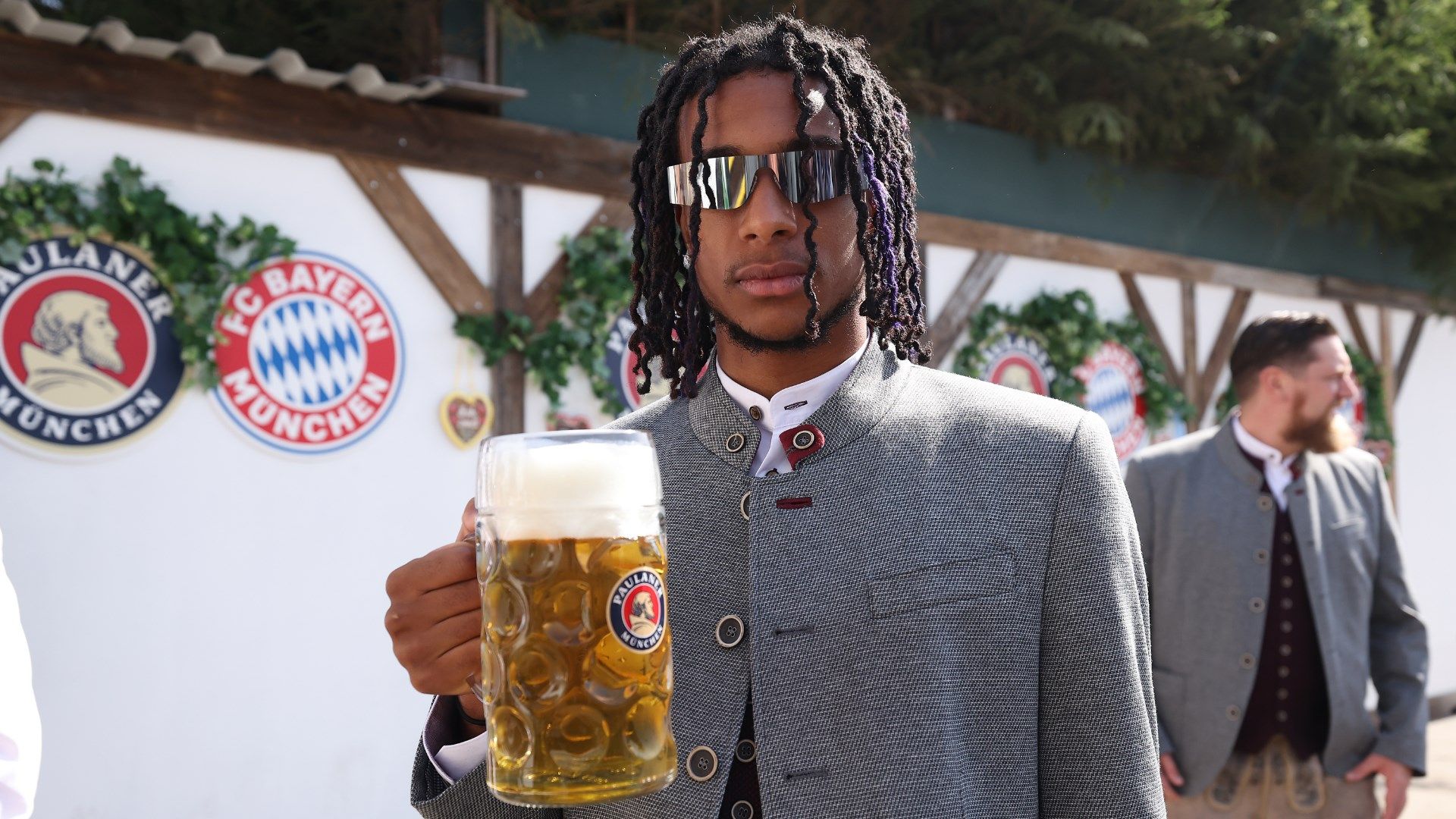 Michael Olise Bayern 2024