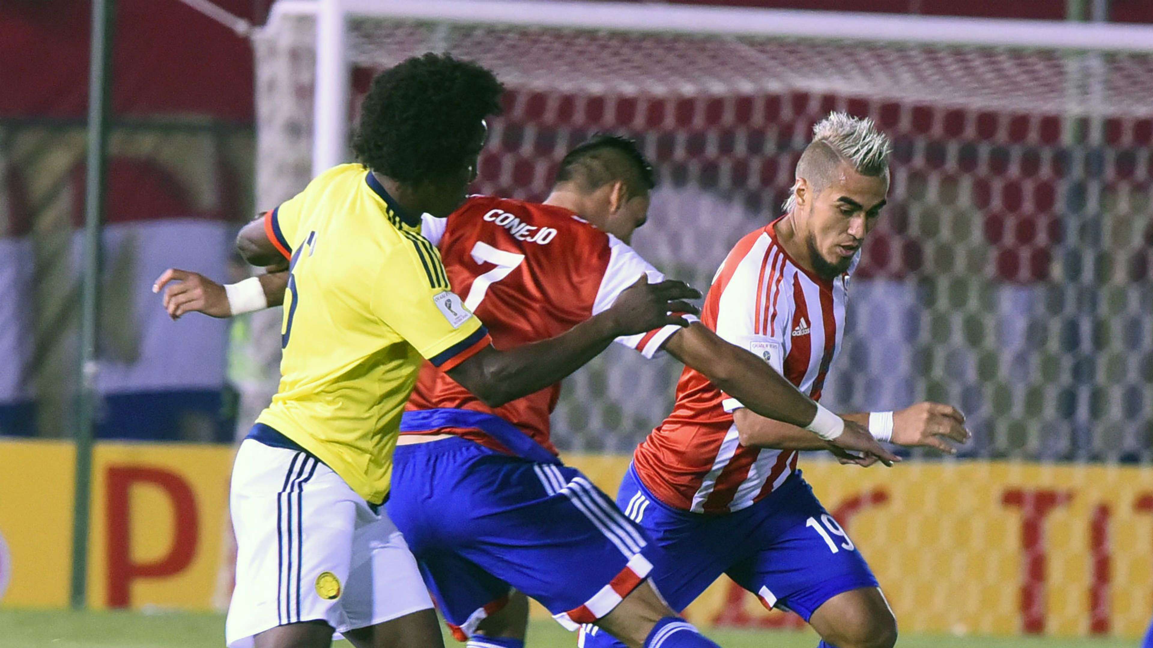 Carlos Sánchez Paraguay vs Colombia Eliminatoria 2016