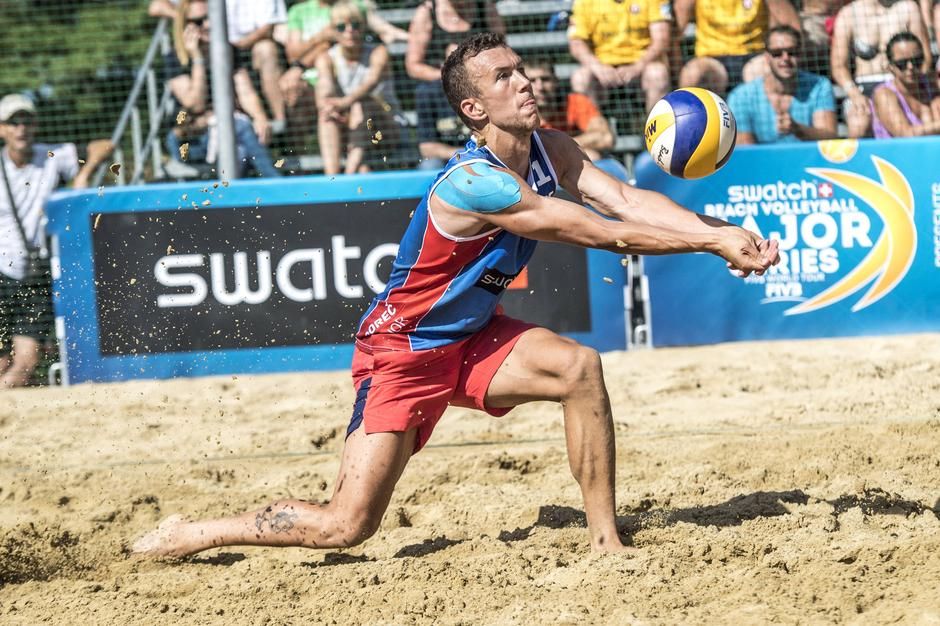 ivan perisic - beach volleyball 2017