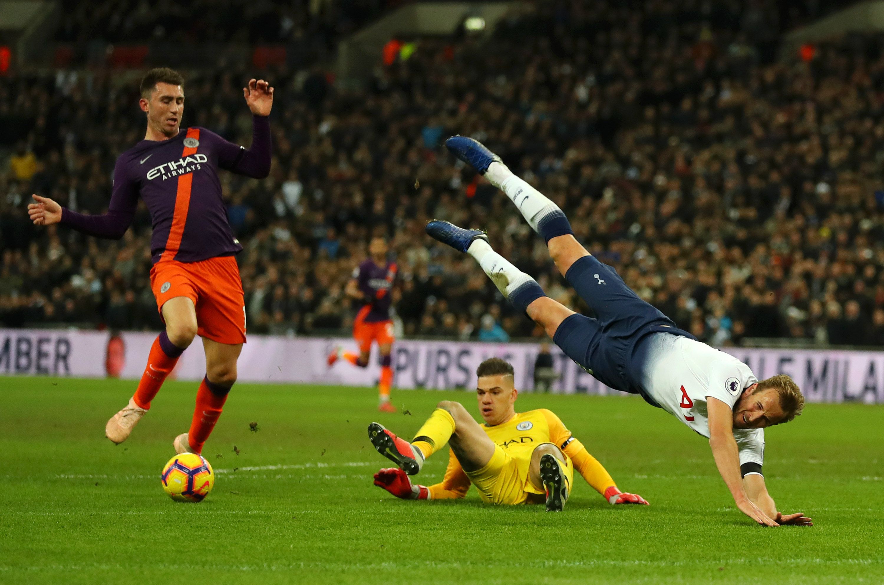 Ederson Harry Kane Tottenham Manchester City Premier League