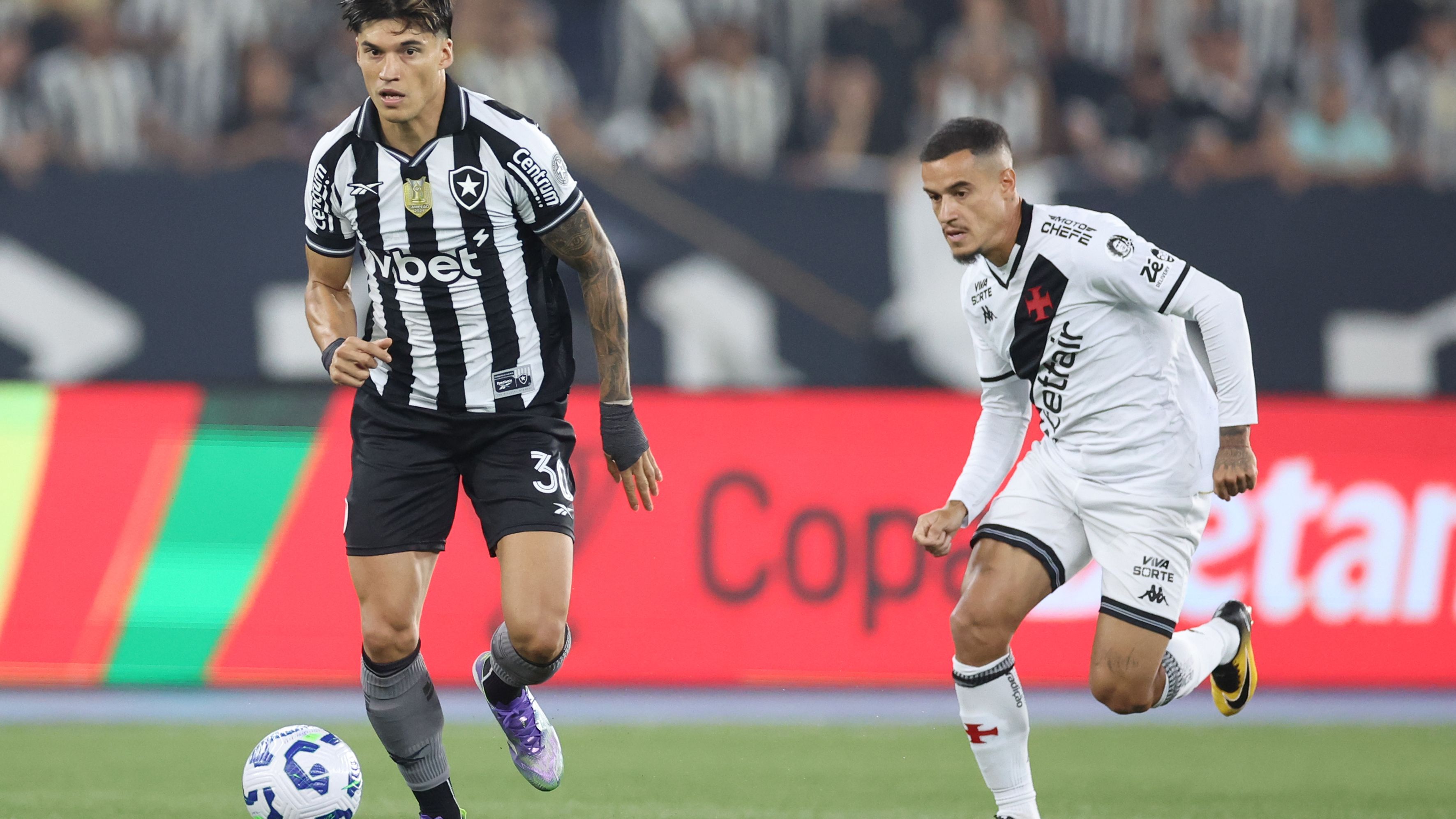 Joquim Correa Philippe Coutinho Botafogo Vasco 2025