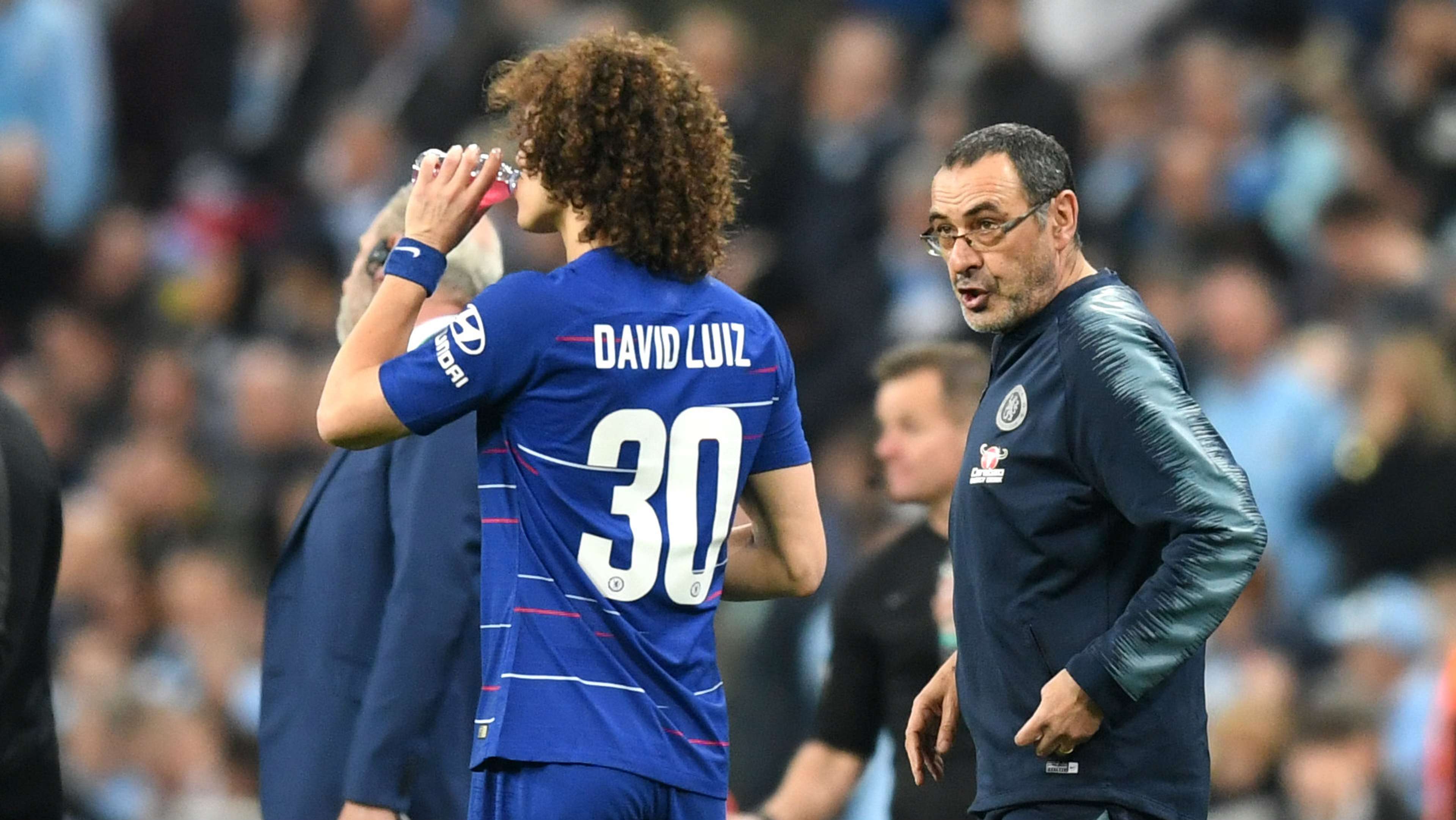 Maurizio Sarri David Luiz Chelsea Carabao Cup final 2019