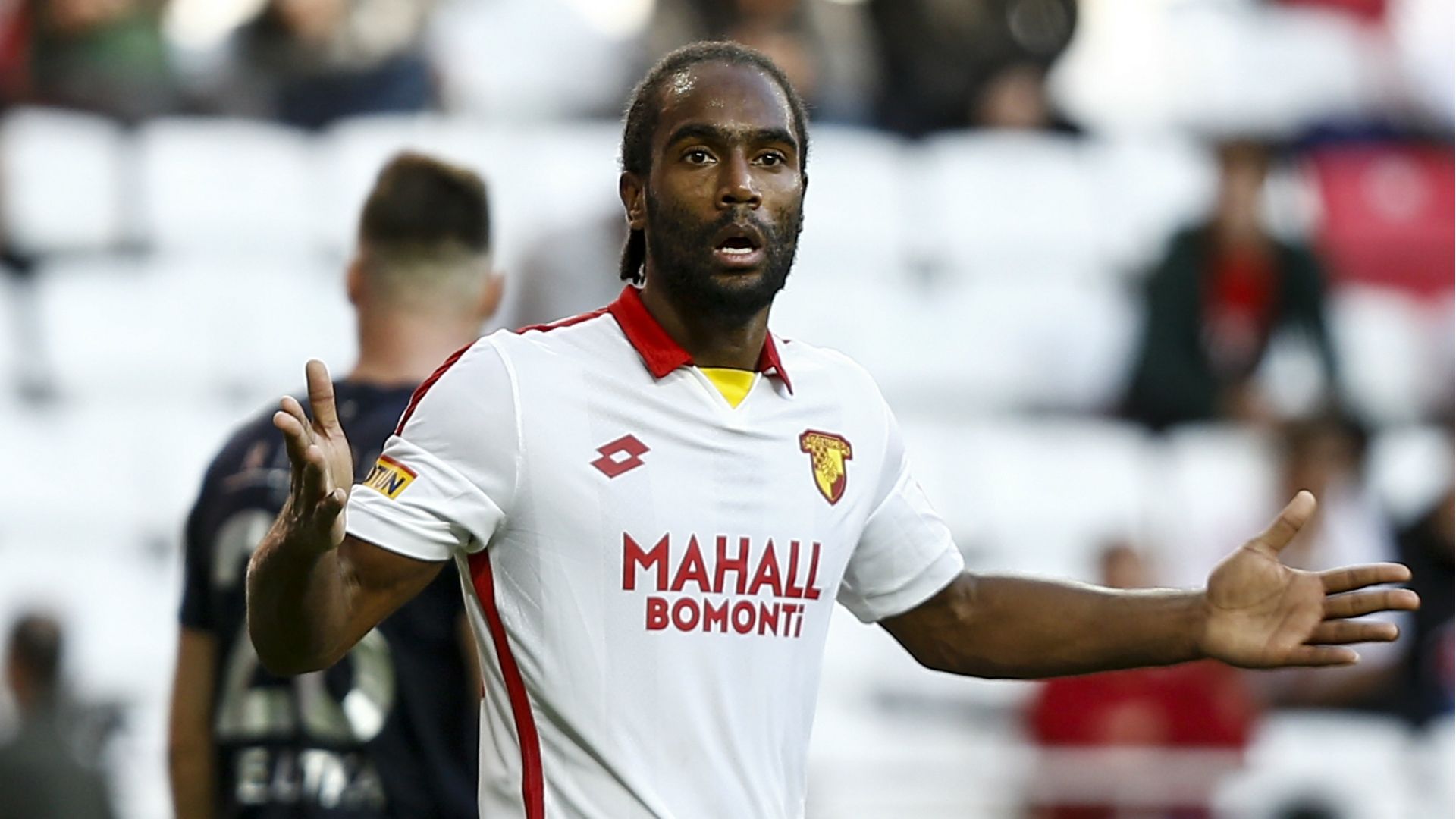 Cameron Jerome Goztepe