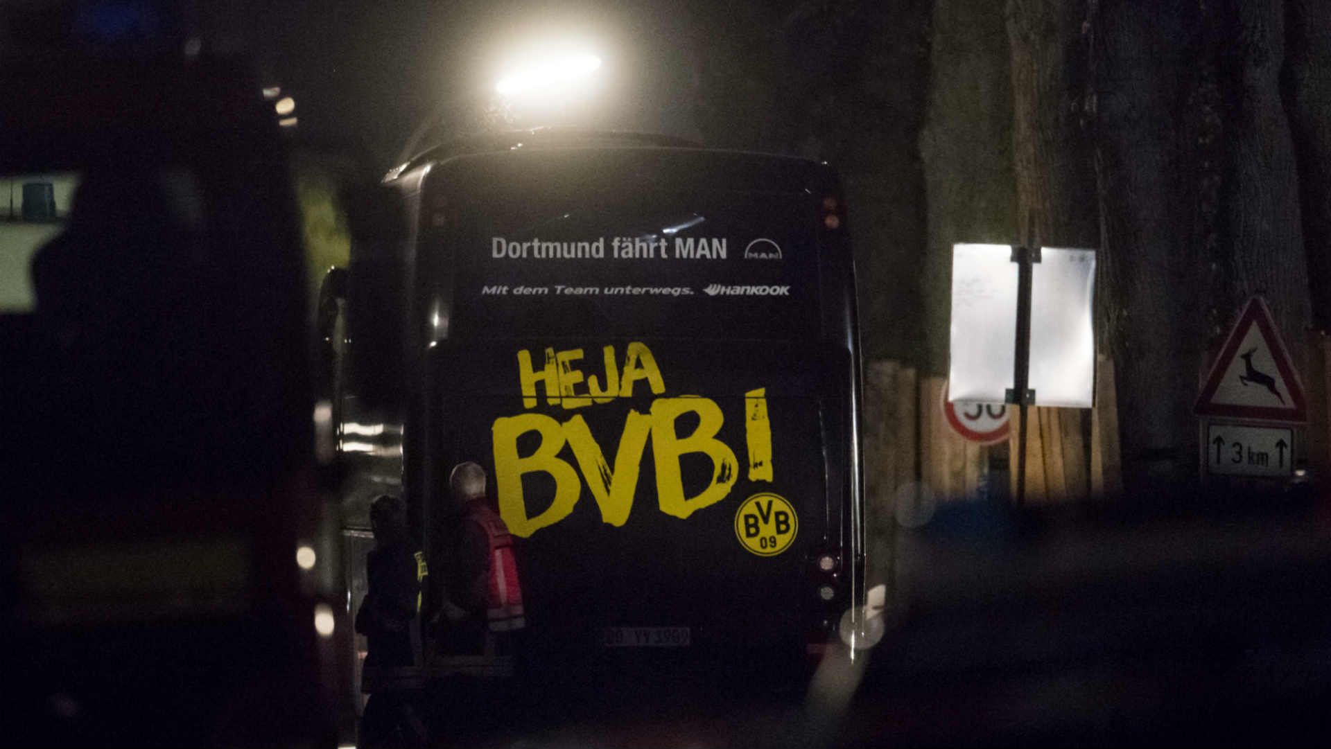 2017-04-12-bvb-bus