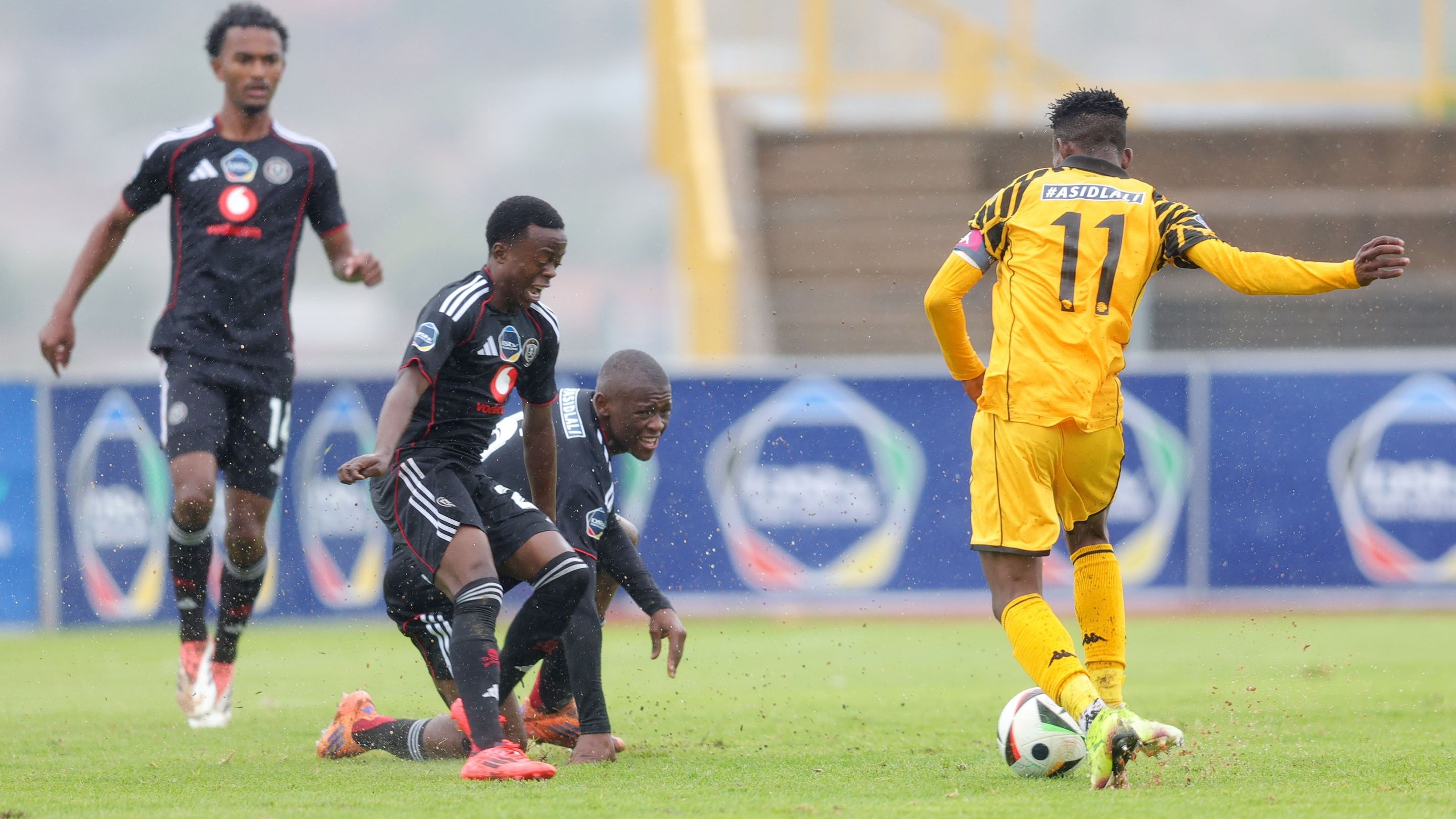 Kaizer Chiefs, Orlando Pirates, November 2025