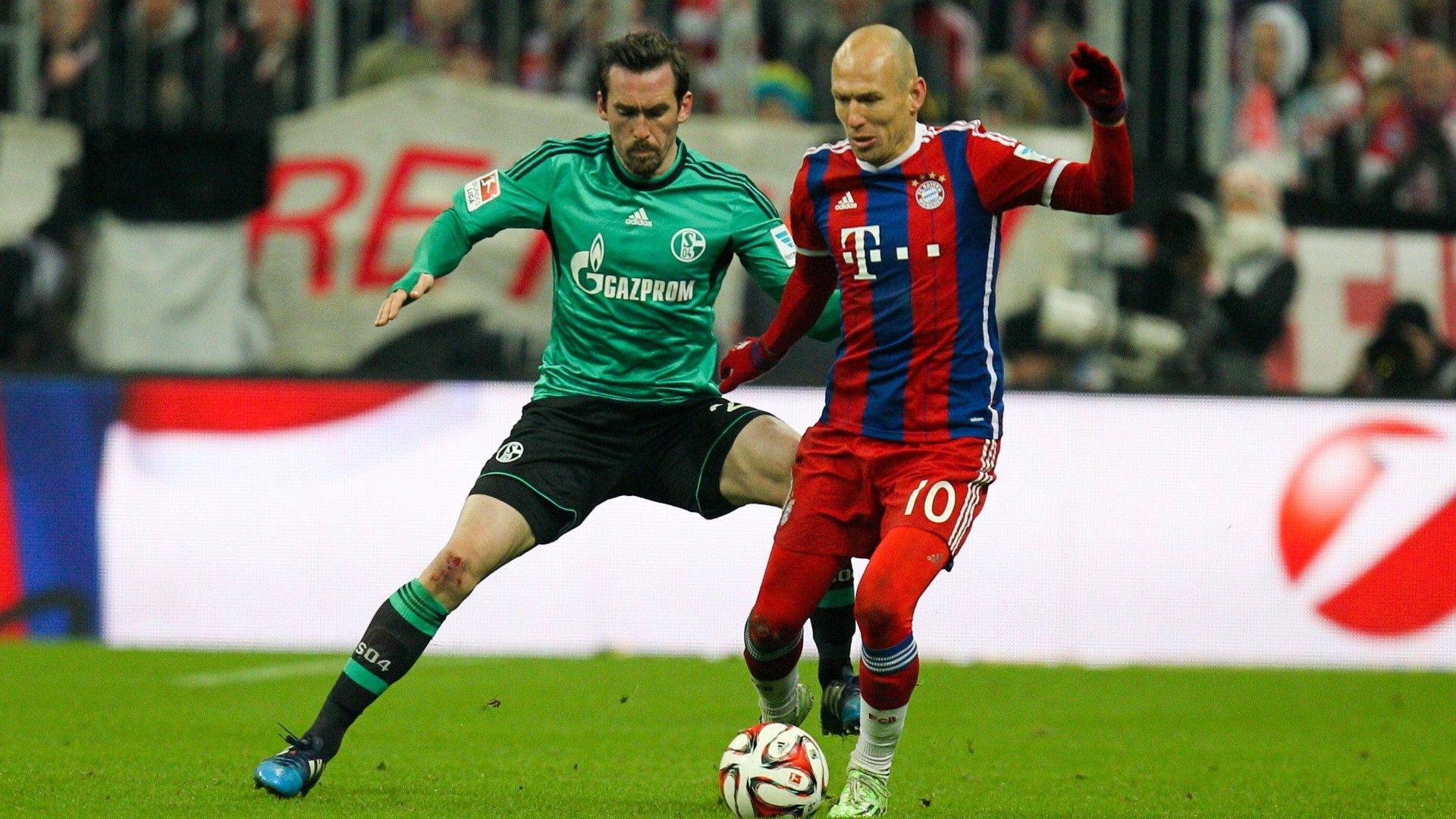 CHRISTIAN FUCHS ARJEN ROBBEN SCHALKE BAYERN