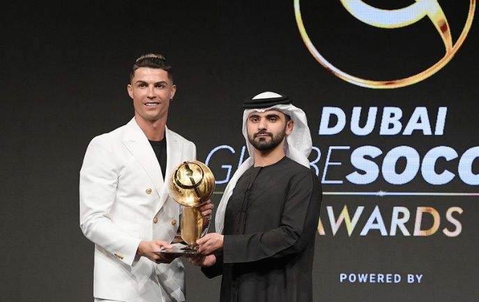 Ronaldo Globe Soccer Award