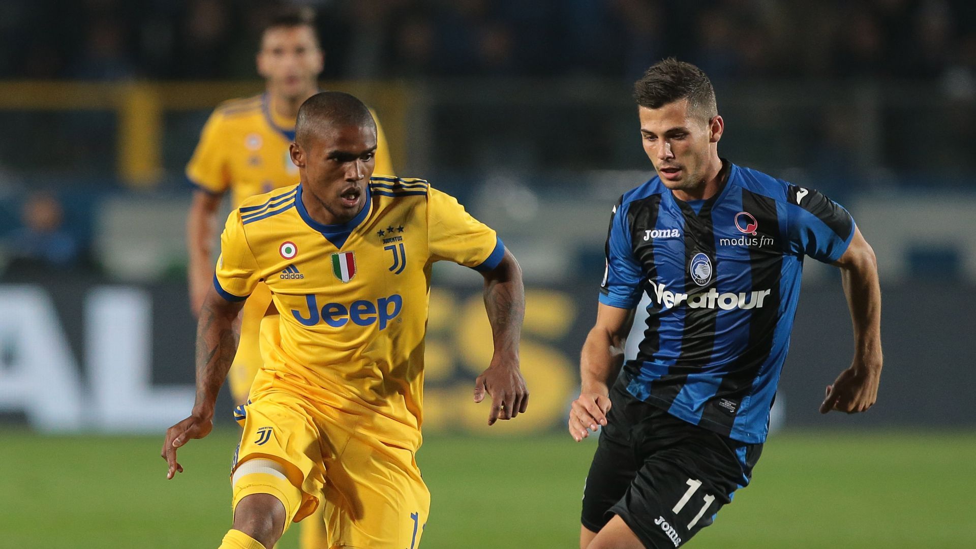 Douglas Costa Atalanta Juventus