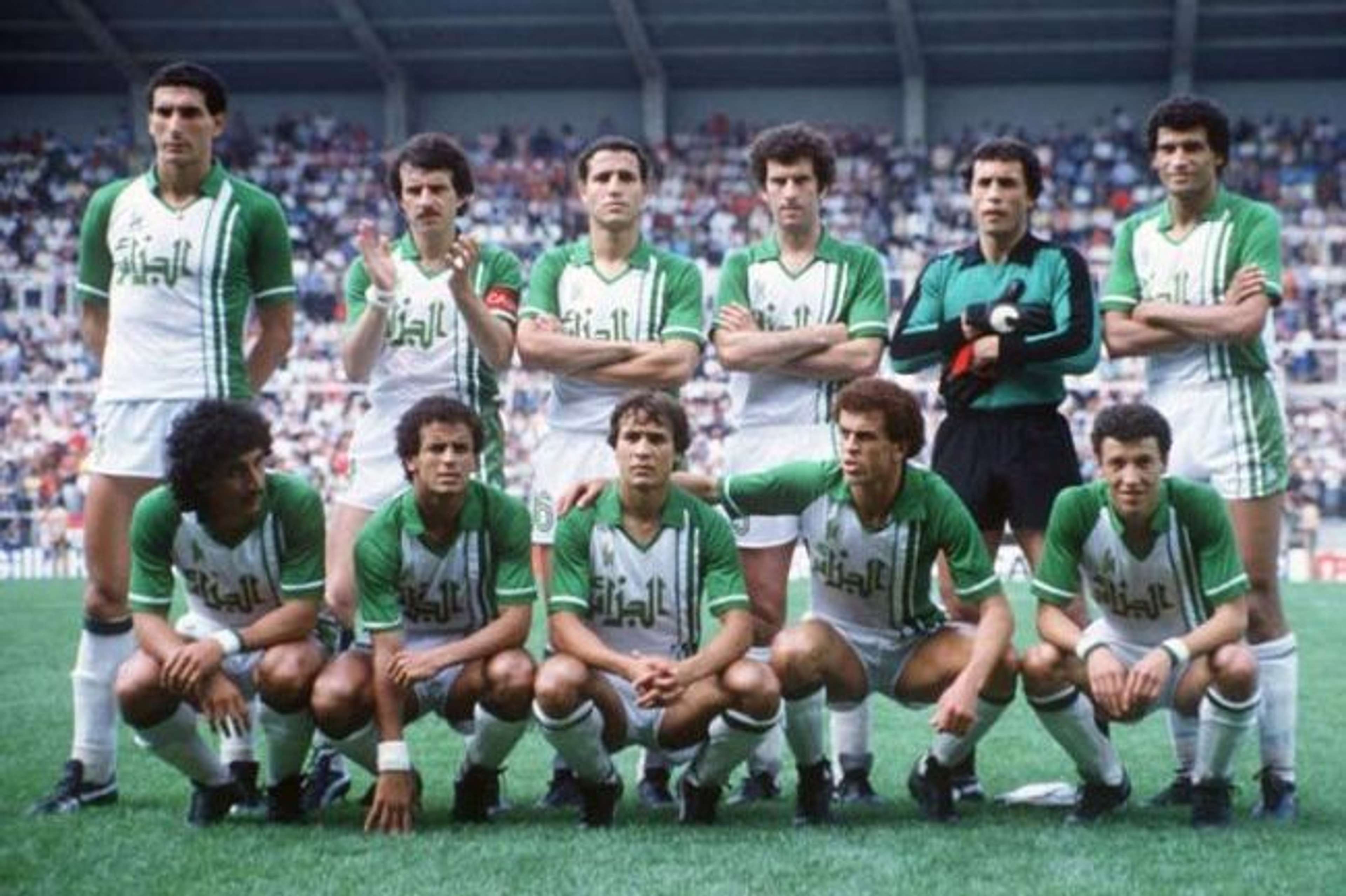 منتخب الجزائر 82
