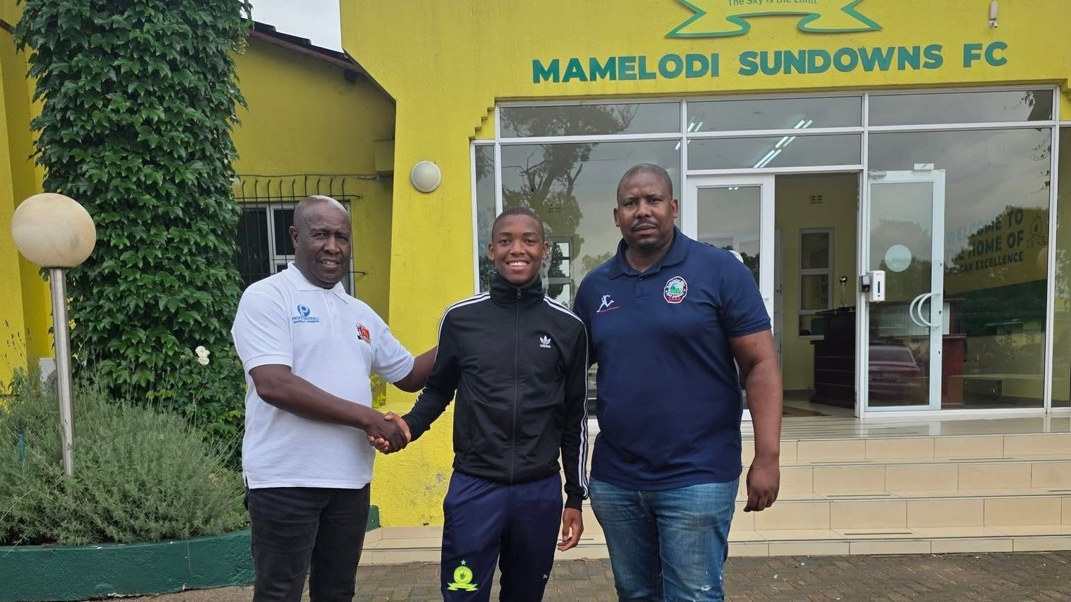 Siyabonga Mbongo, Mamelodi Sundowns