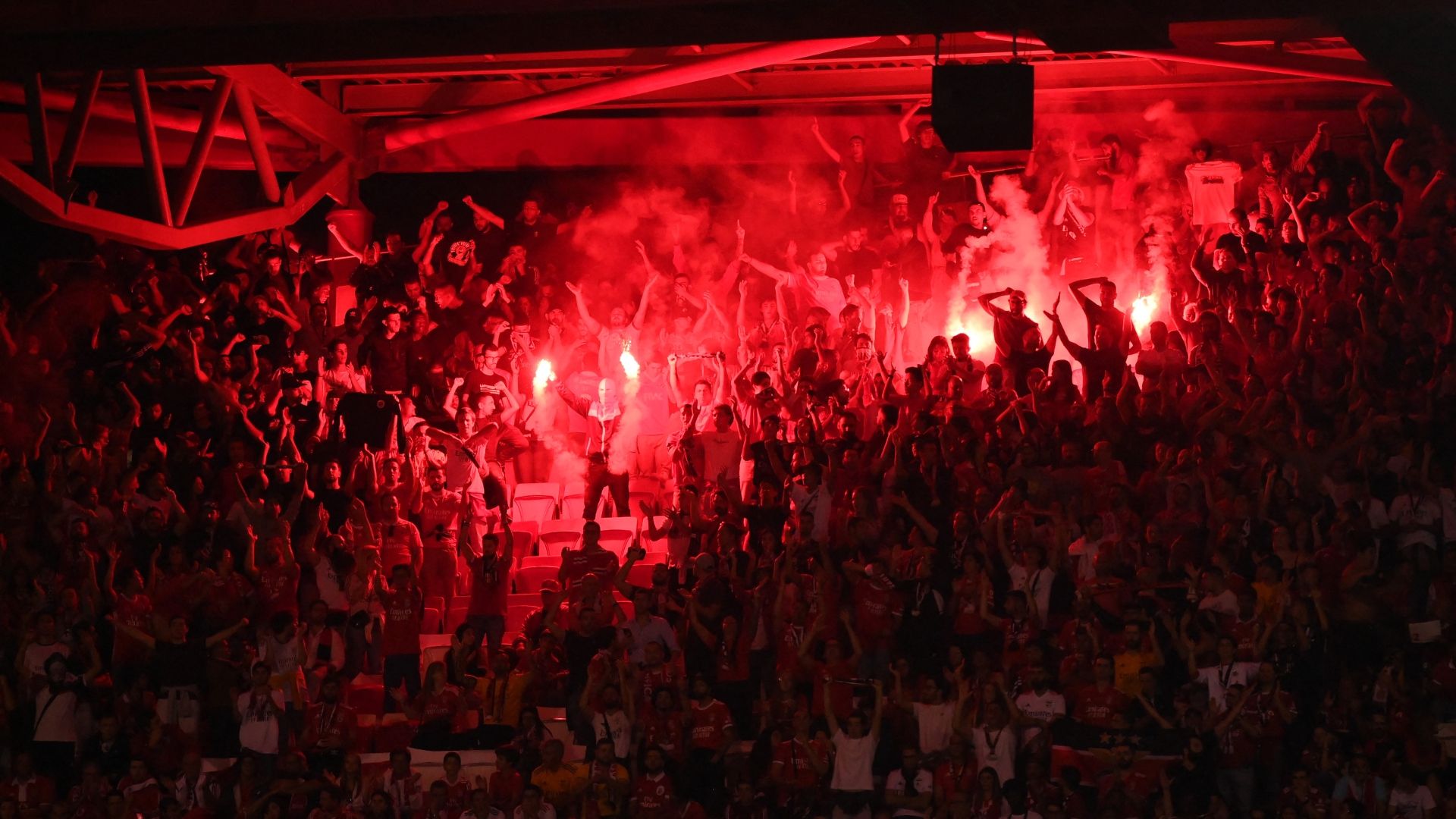 PSG Benfica fans