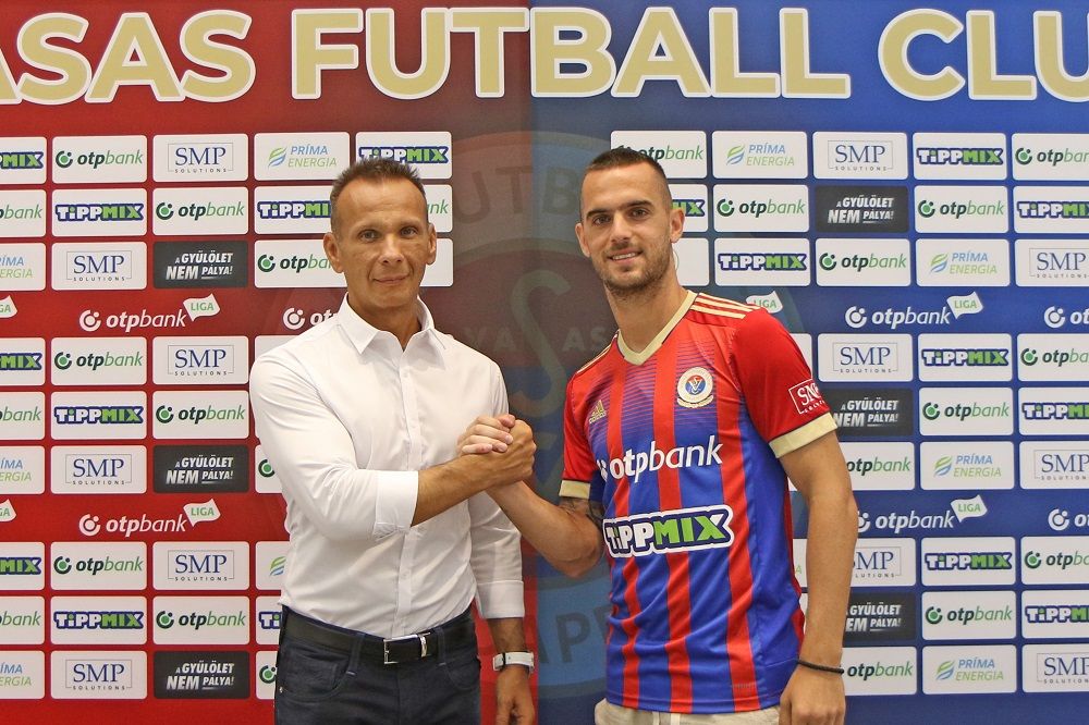 Holender Filip a Vasasban