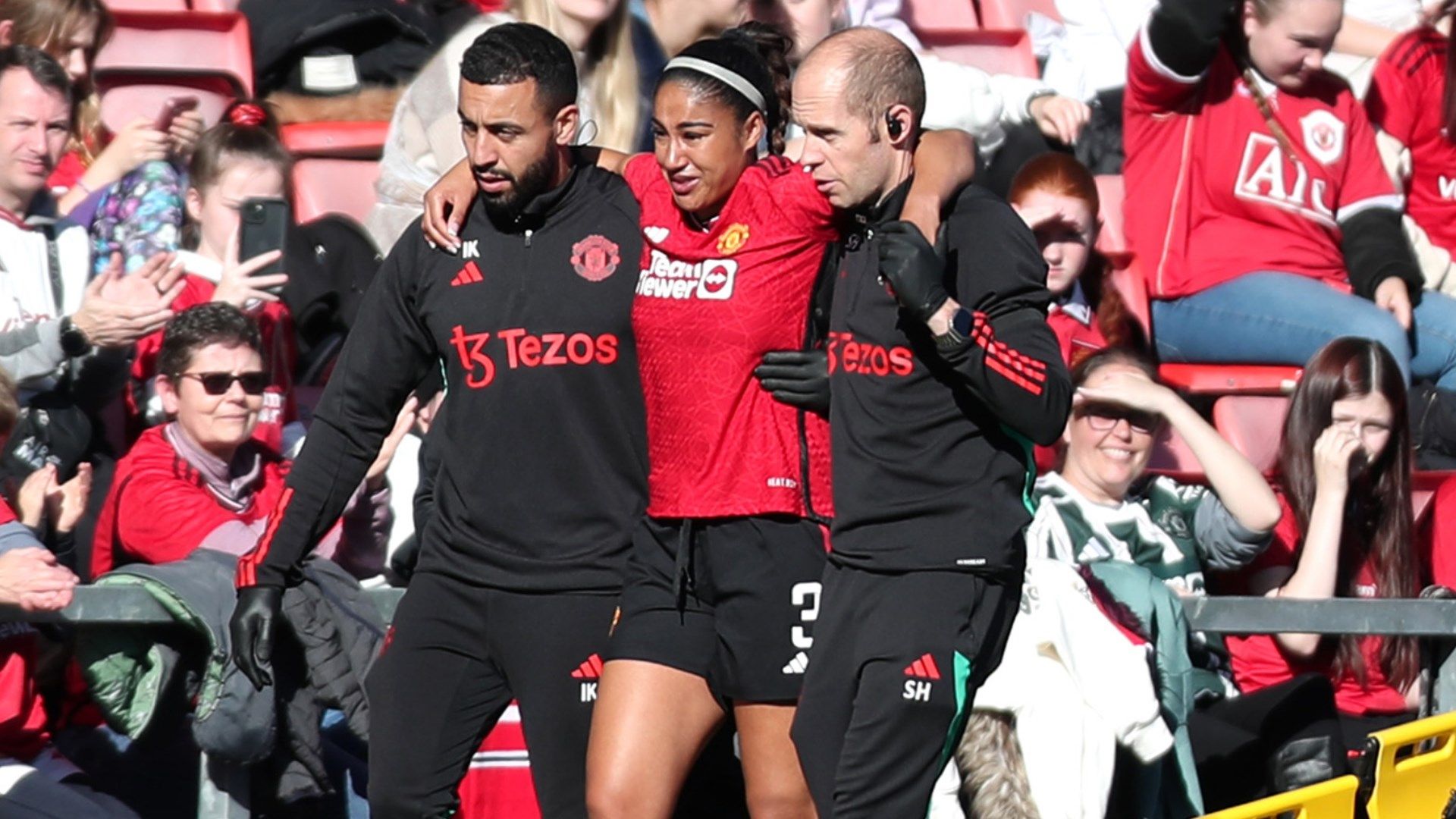 Gabrielle George Manchester United