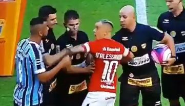 Andrés D'Alessandro Maicon Internacional Gremio 110318