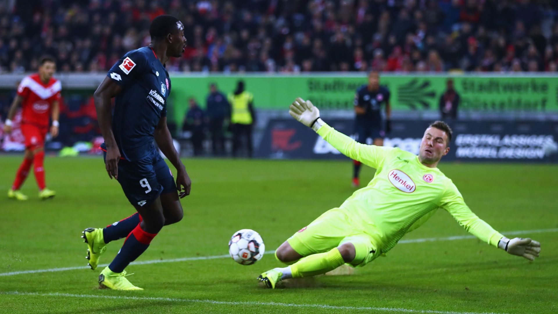 Jean-Philippe Mateta Mainz 05 Bundesliga 30112018