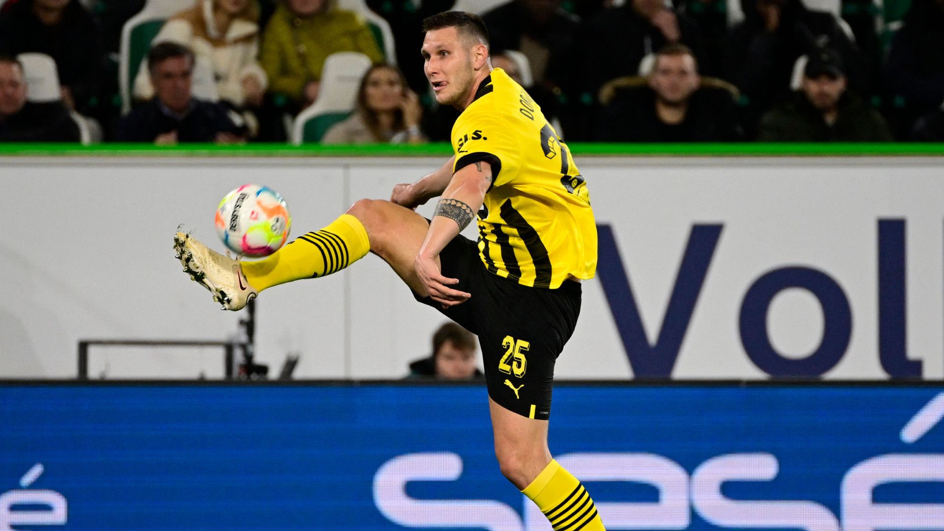 NIKLAS SÜLE BORUSSIA DORTMUND BUNDESLIGA 08112022