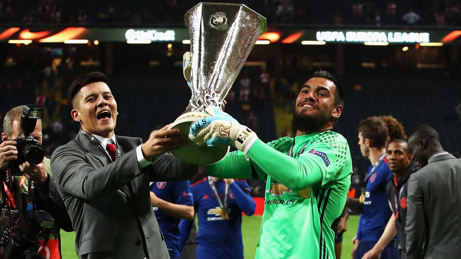 Marcos Rojo Sergio Romero Manchester United Ajax Europa League 240517