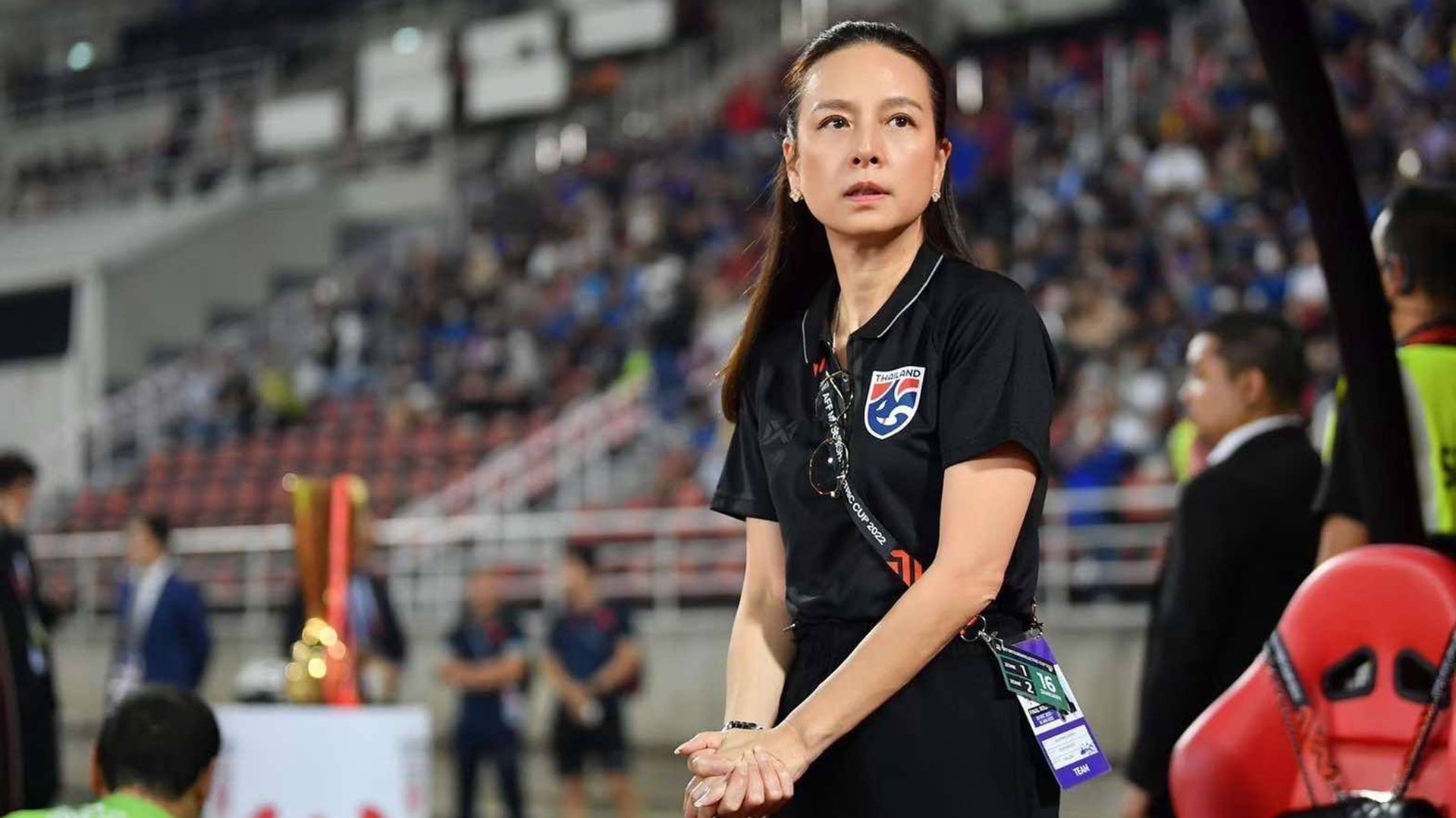 นวลพรรณ ล่ำซำ