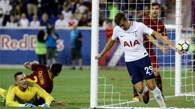 Harry Winks Tottenham Roma ICC