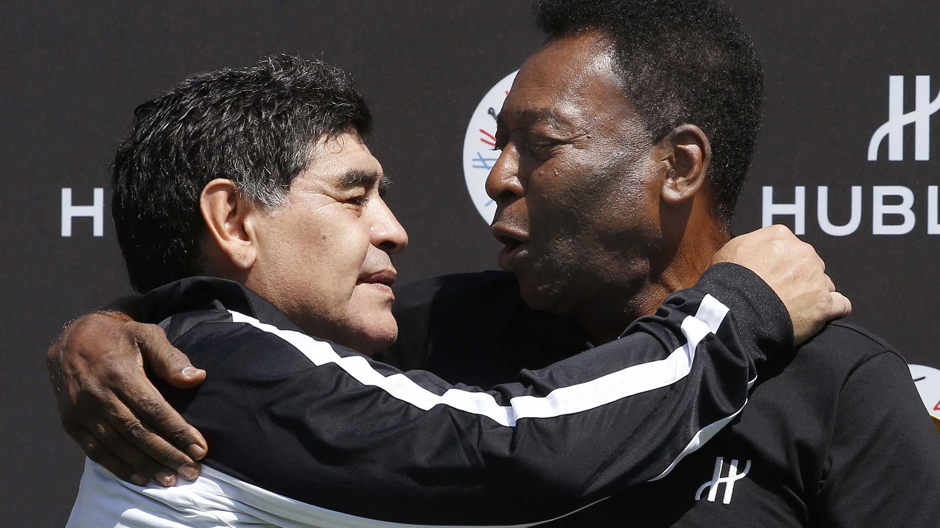 Maradona Pelé juntos evento abrazo 09062016