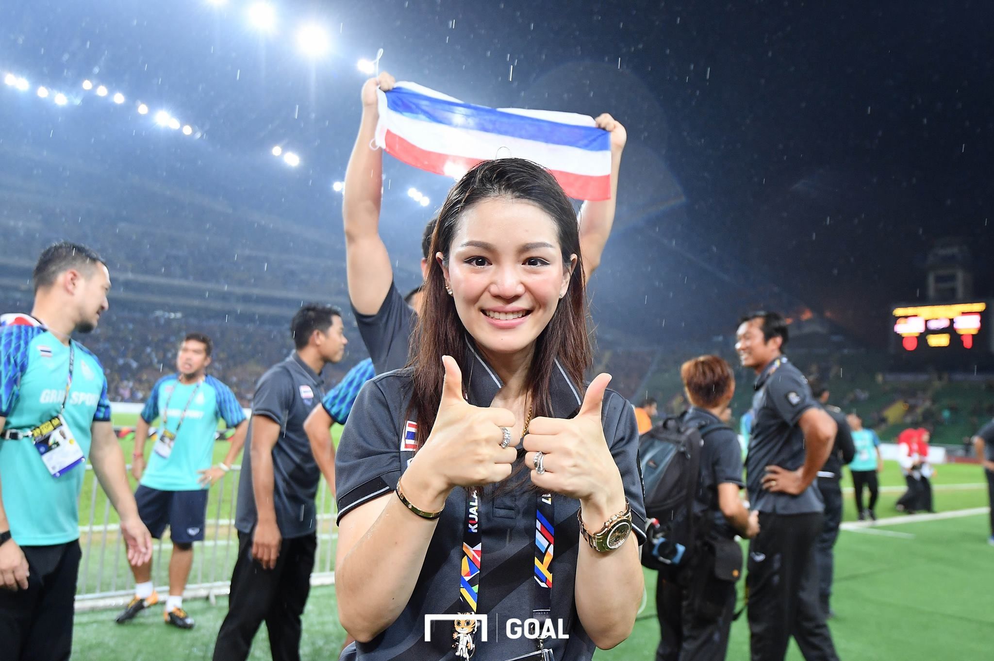 วทันยา วงษ์โอภาสี