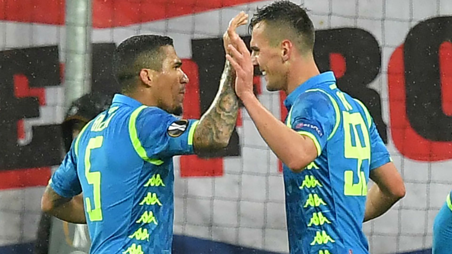 Napoli celebrating Salzburg Europa League