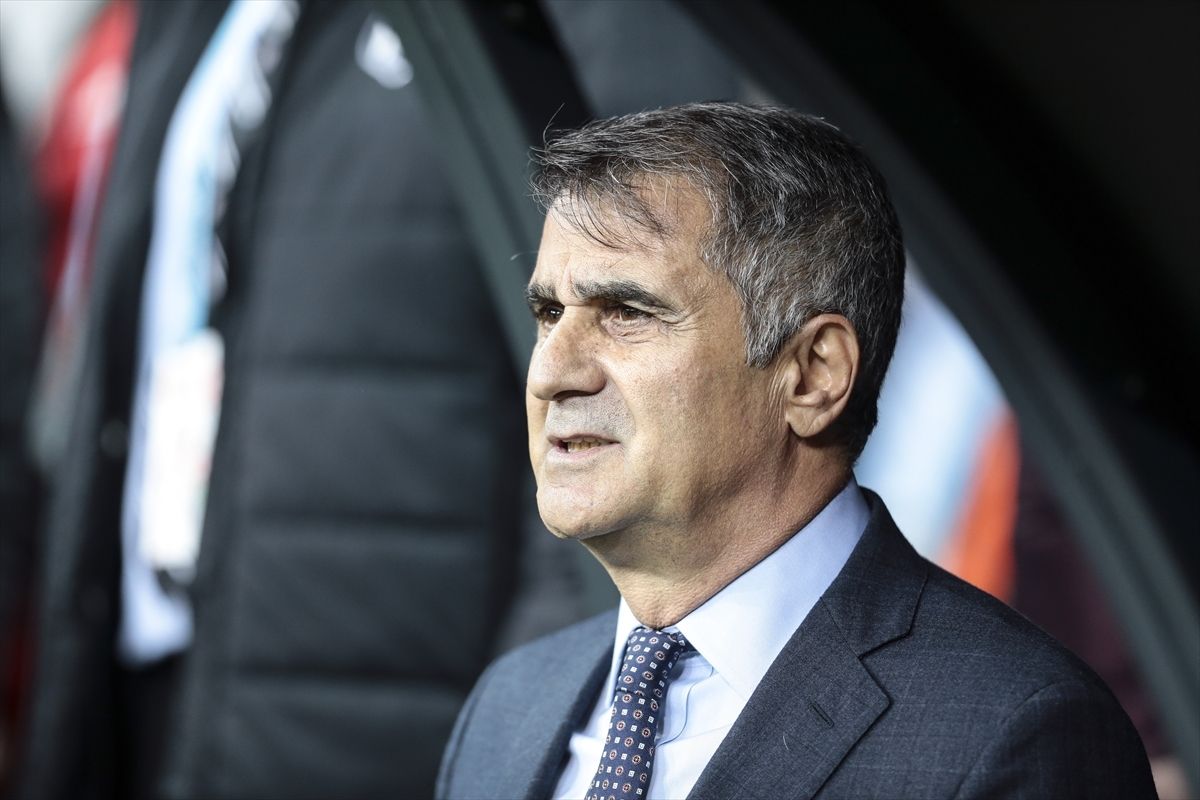 Senol Gunes Besiktas