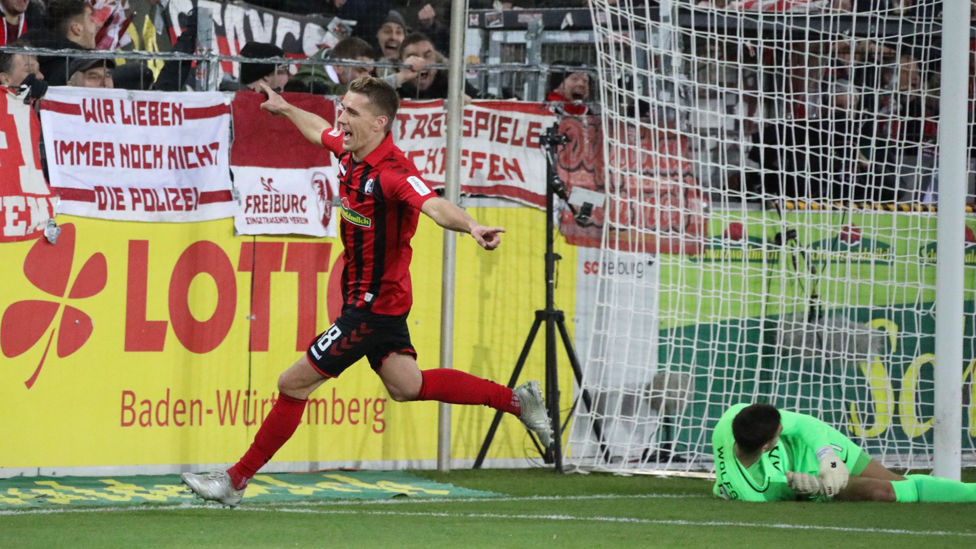 ONLY GER Freiburg v Wolfsburg